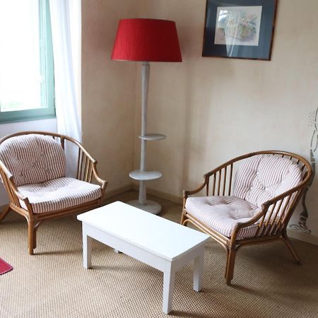 Chambres D'Hotes Du Noisillet Cinais Bagian luar foto