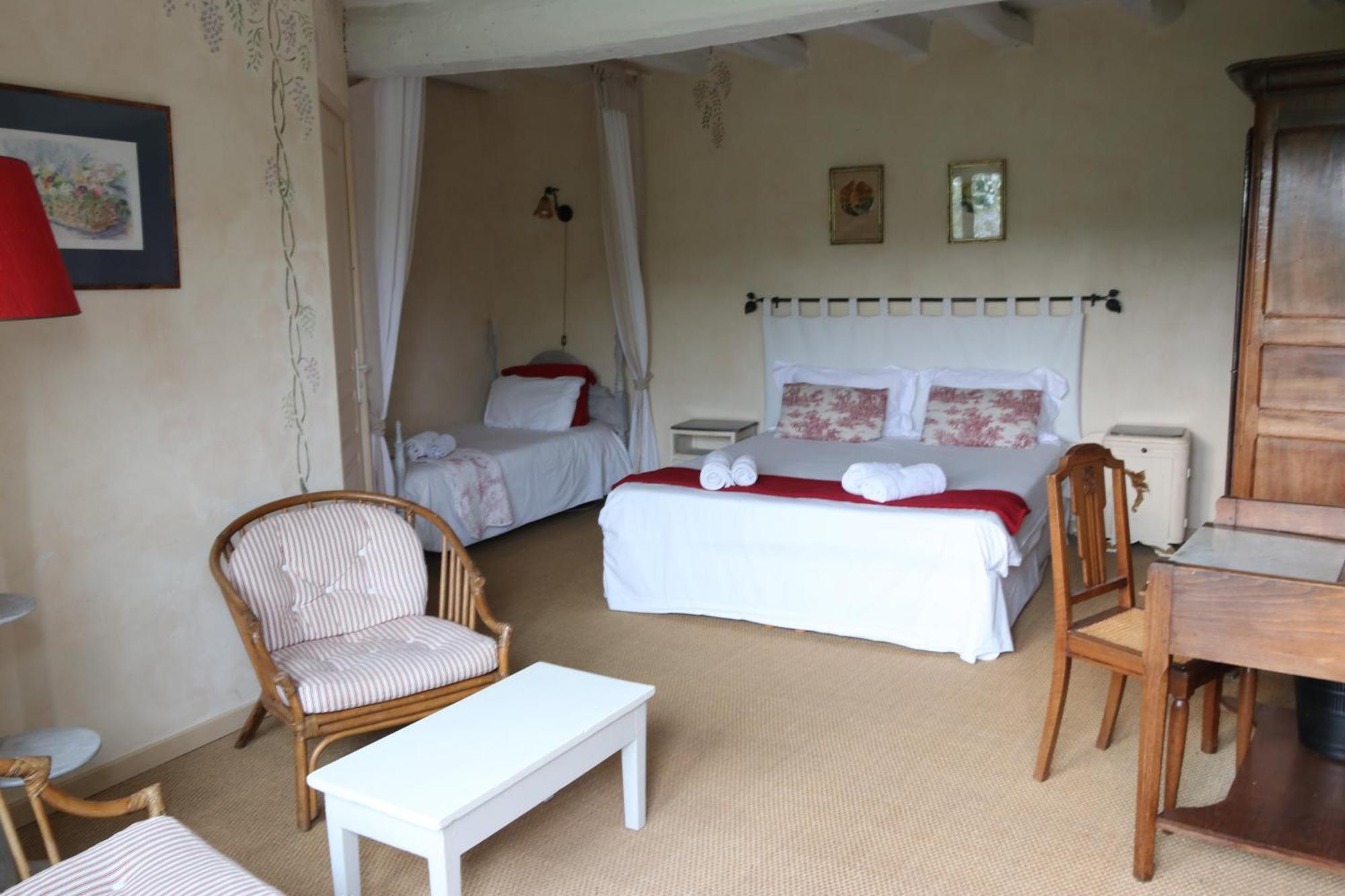 Chambres D'Hotes Du Noisillet Cinais Bagian luar foto