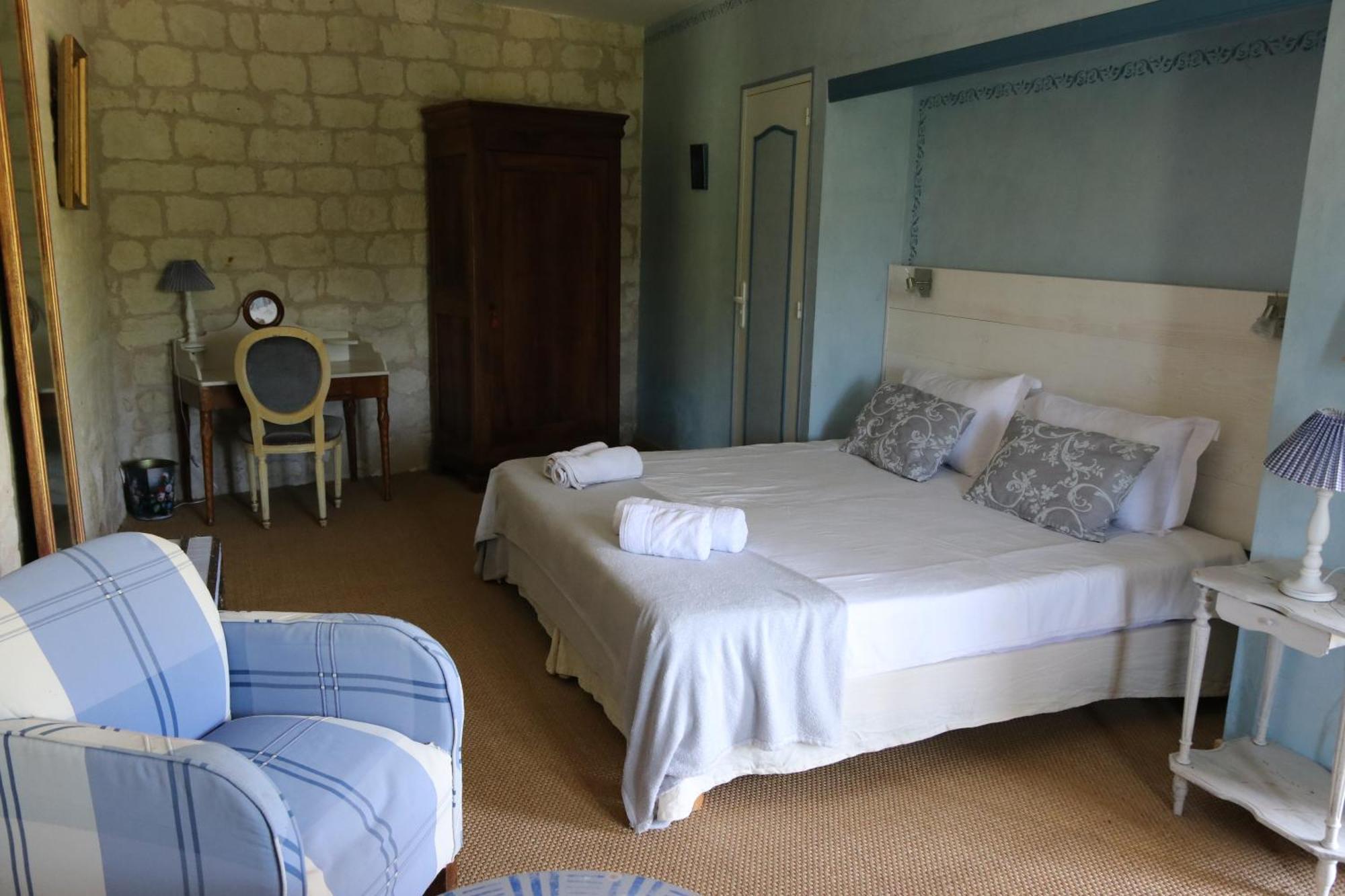 Chambres D'Hotes Du Noisillet Cinais Bagian luar foto