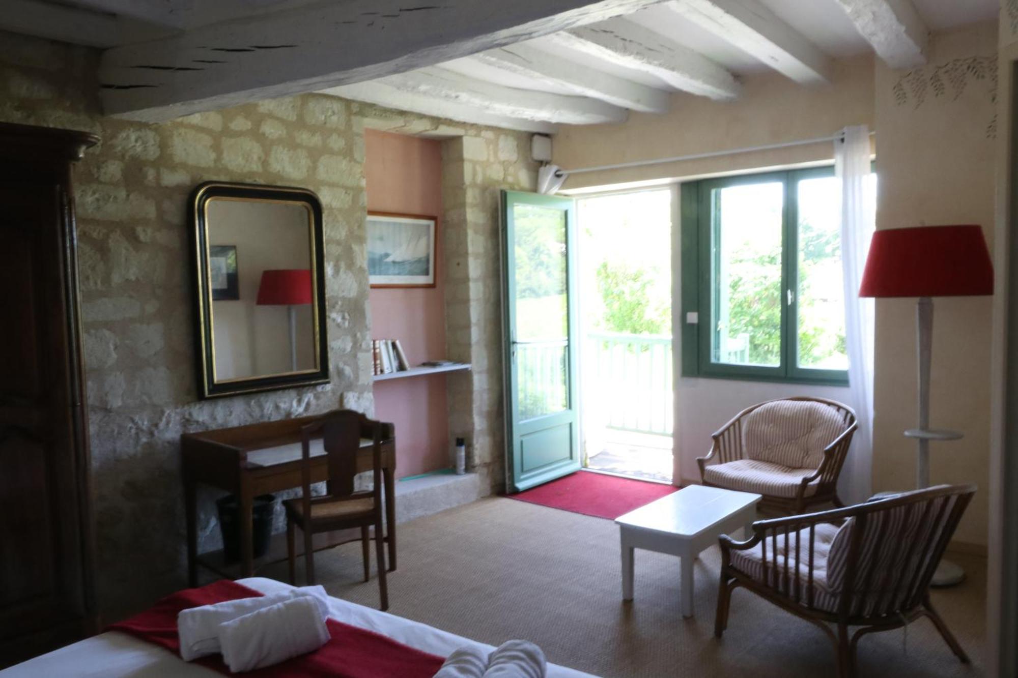 Chambres D'Hotes Du Noisillet Cinais Bagian luar foto