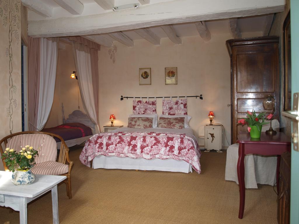 Chambres D'Hotes Du Noisillet Cinais Bagian luar foto